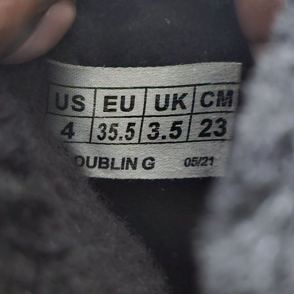 Cougar Dubliner Waterproof lace-up ankle boot with plush faux-fur collar - Picture 7 of 10